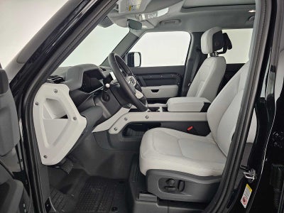 2026 Land Rover Defender X-Dynamic SE
