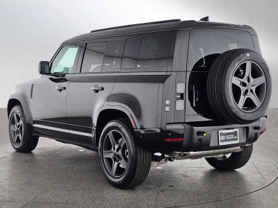 2026 Land Rover Defender X-Dynamic SE