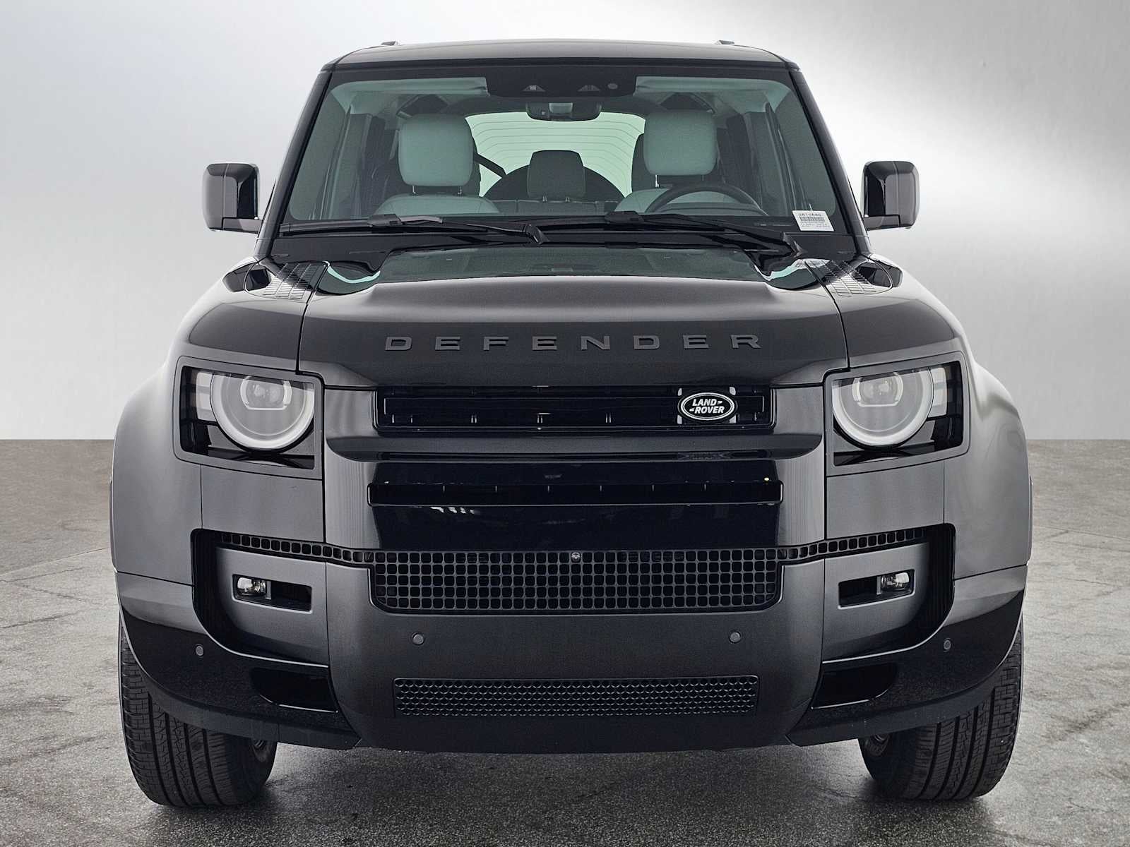 2026 Land Rover Defender X-Dynamic SE