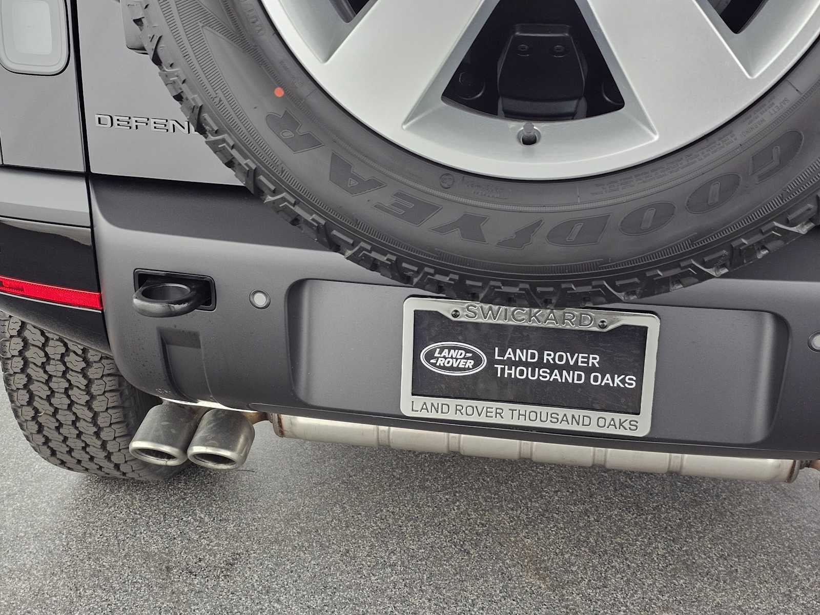 2026 Land Rover Defender X-Dynamic SE