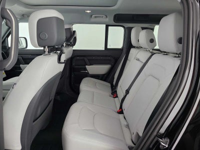 2026 Land Rover Defender X-Dynamic SE