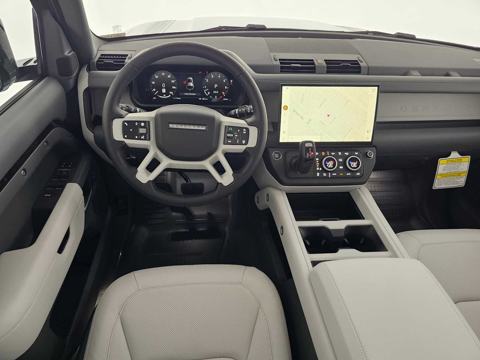 2026 Land Rover Defender X-Dynamic SE
