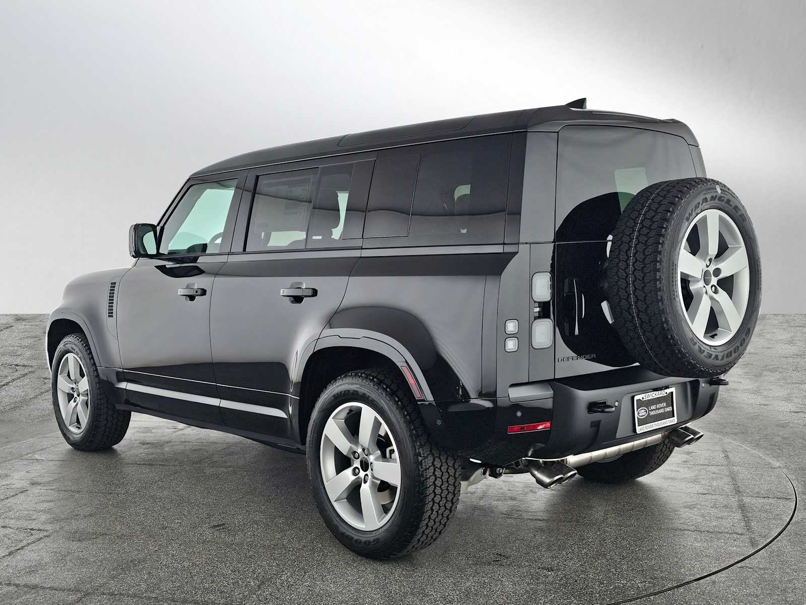 2026 Land Rover Defender X-Dynamic SE
