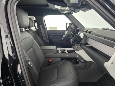 2026 Land Rover Defender X-Dynamic SE