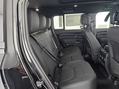 2026 Land Rover Defender X-Dynamic SE