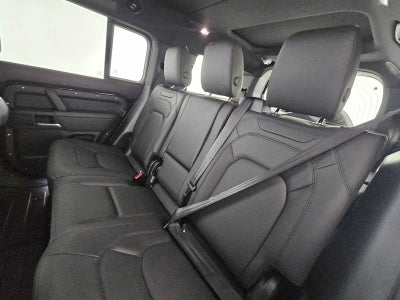 2026 Land Rover Defender X-Dynamic SE