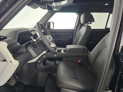 2026 Land Rover Defender X-Dynamic SE