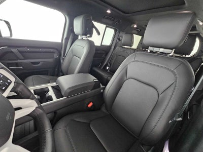 2026 Land Rover Defender X-Dynamic SE