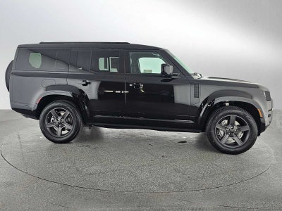 2026 Land Rover Defender X-Dynamic SE