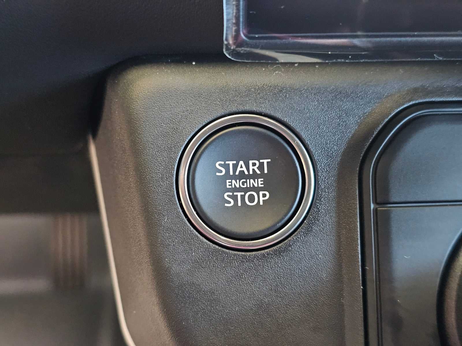 2026 Land Rover Defender X-Dynamic SE