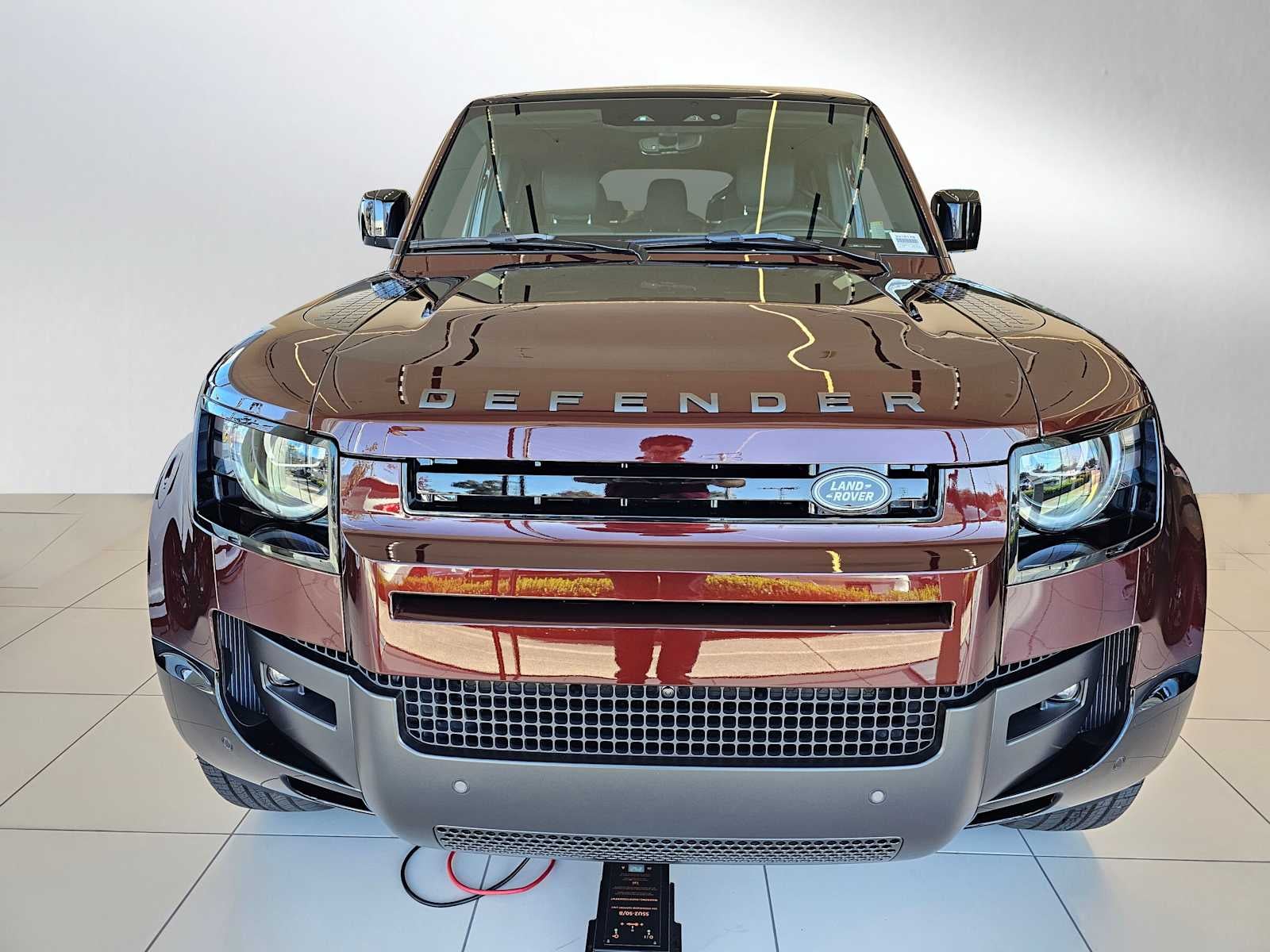 2026 Land Rover Defender X-Dynamic SE