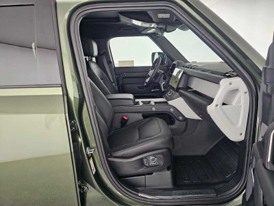 2026 Land Rover Defender X-Dynamic SE