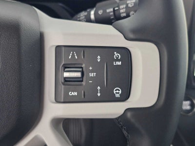 2026 Land Rover Defender X-Dynamic SE