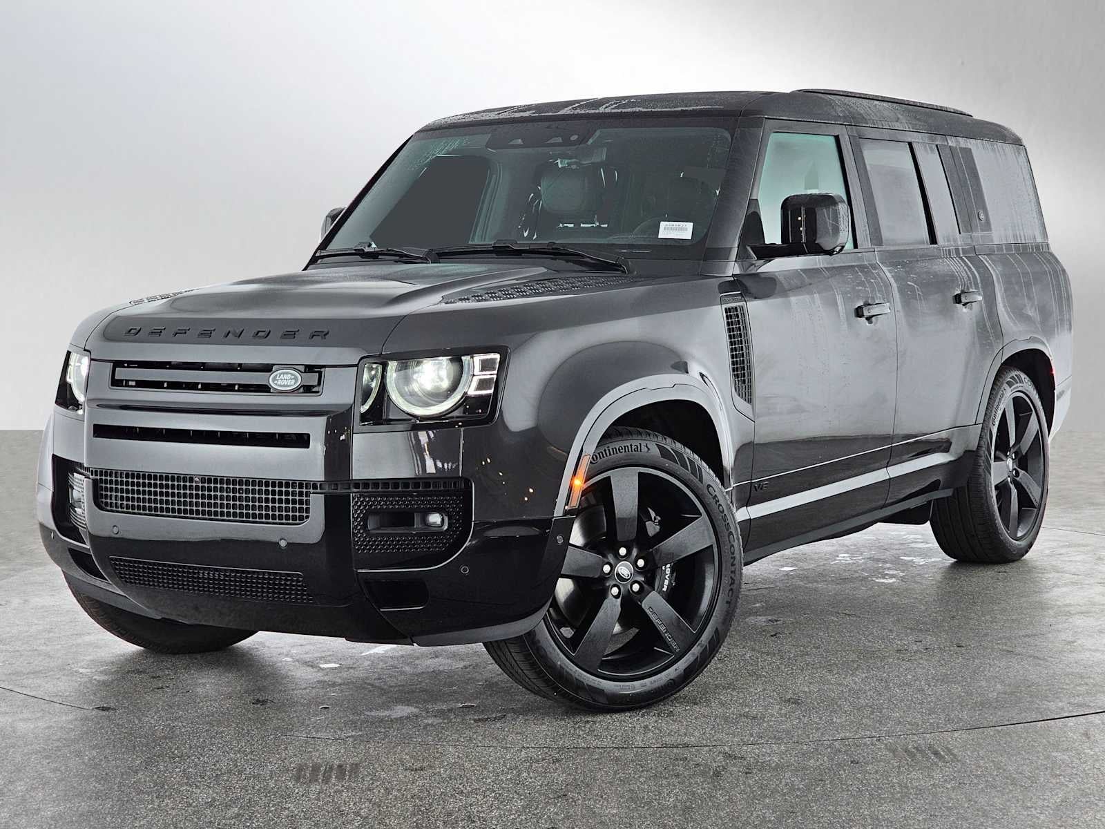 2024 Land Rover Defender V8