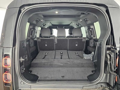 2024 Land Rover Defender V8