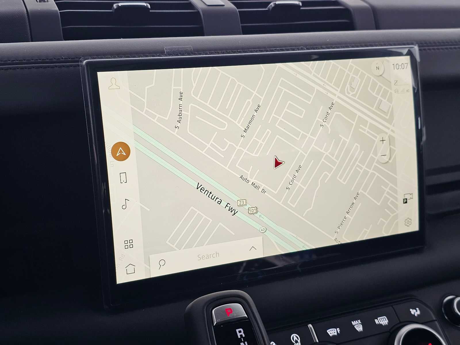 2024 Land Rover Defender V8