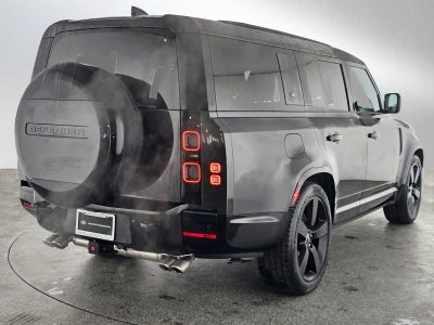 2024 Land Rover Defender V8