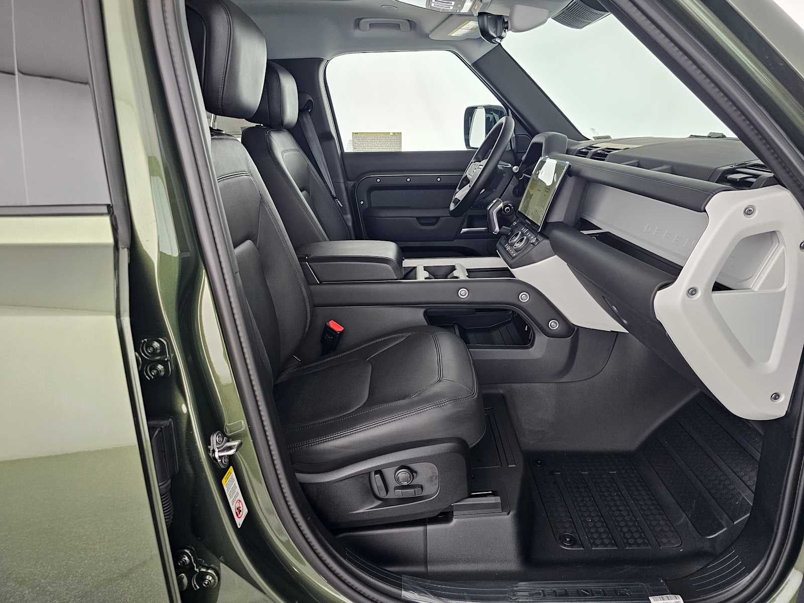 2026 Land Rover Defender S