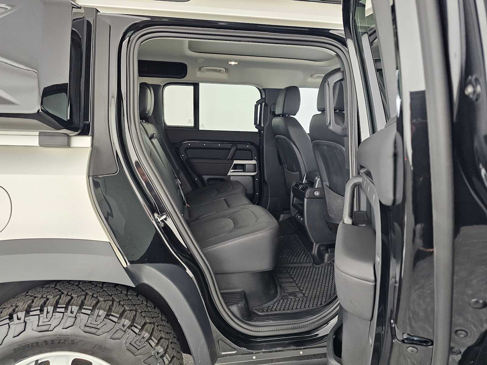 2024 Land Rover Defender S