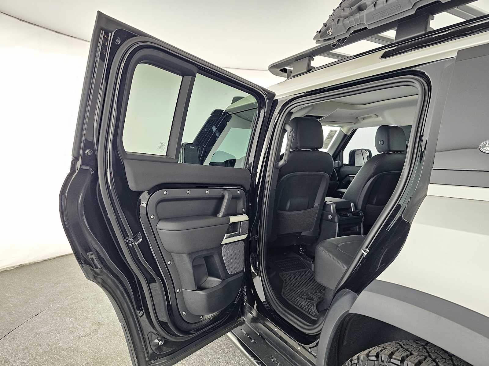 2024 Land Rover Defender S