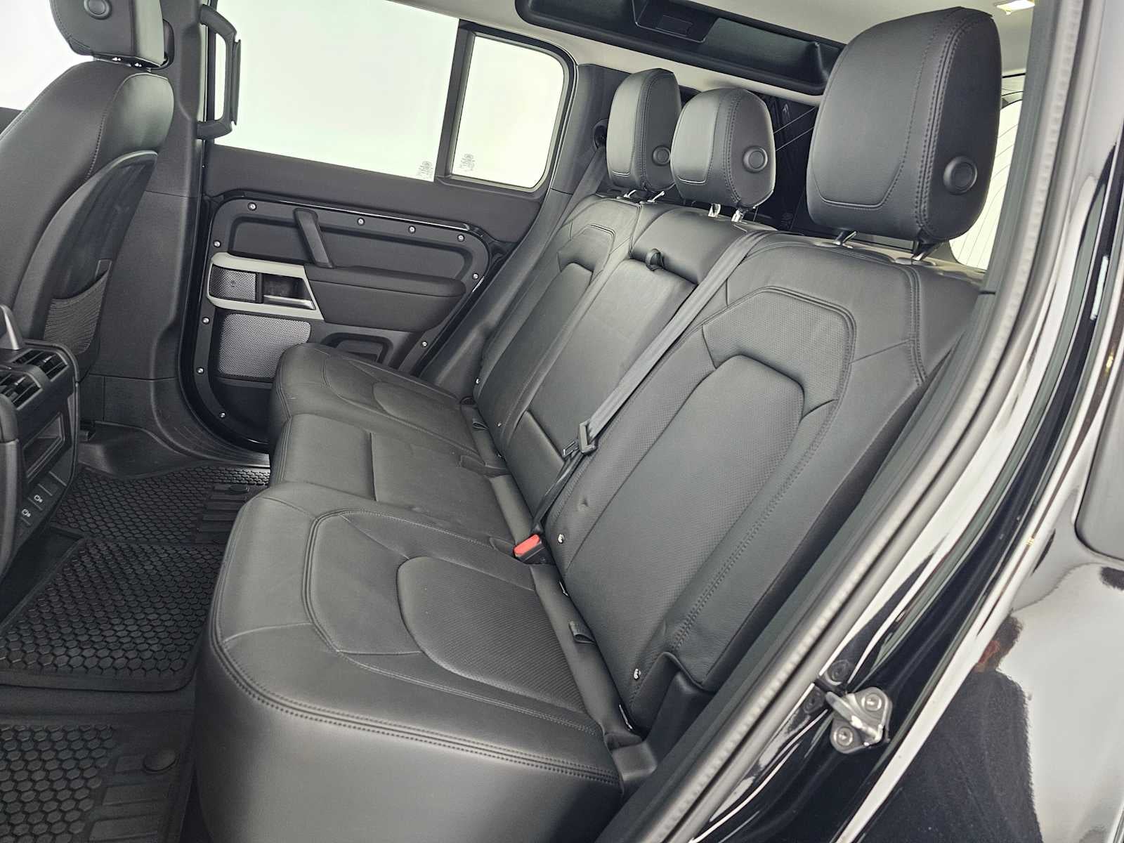 2024 Land Rover Defender S