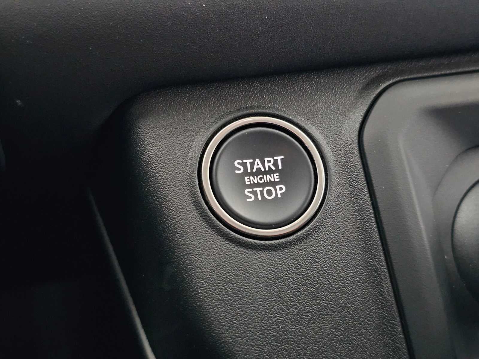 2024 Land Rover Defender S