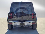 2024 Land Rover Defender SE
