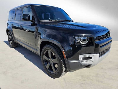 2024 Land Rover Defender SE