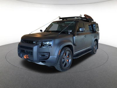 2023 Land Rover Defender SE