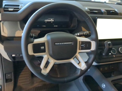 2023 Land Rover Defender SE