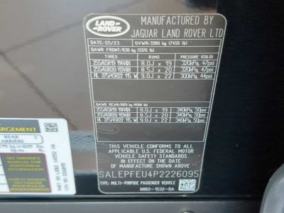 2023 Land Rover Defender SE