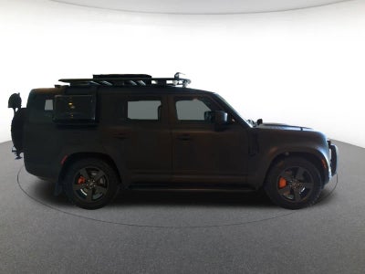 2023 Land Rover Defender SE