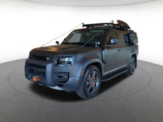 2023 Land Rover Defender SE