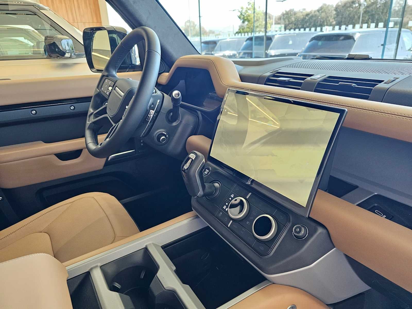 2026 Land Rover Defender V8