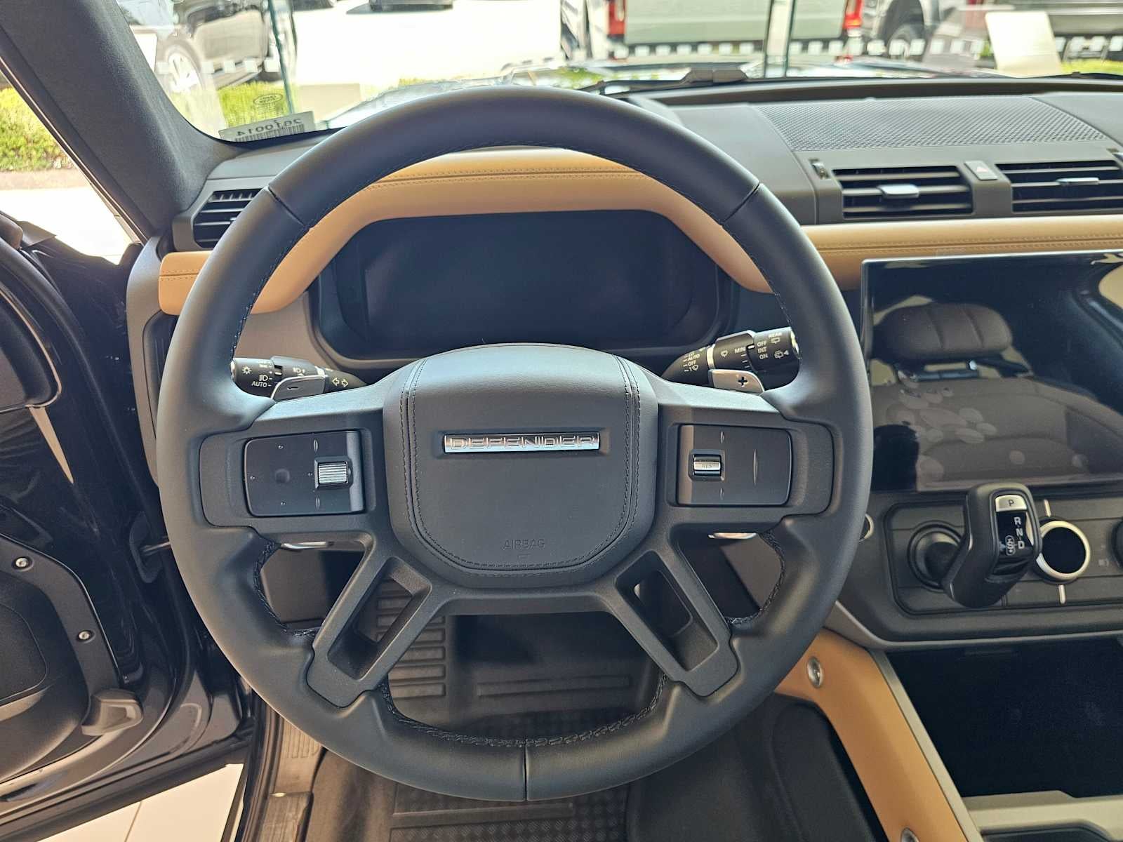2026 Land Rover Defender V8
