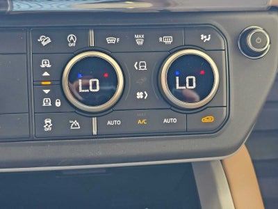 2026 Land Rover Defender V8