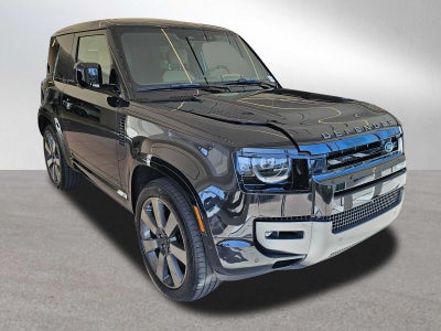 2026 Land Rover Defender V8