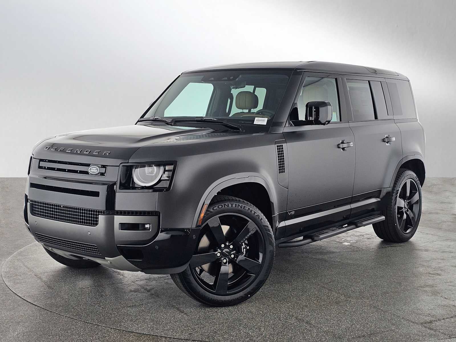 2026 Land Rover Defender V8