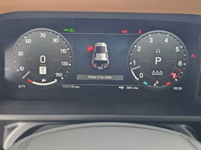 2026 Land Rover Defender V8