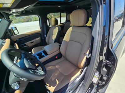 2026 Land Rover Defender V8