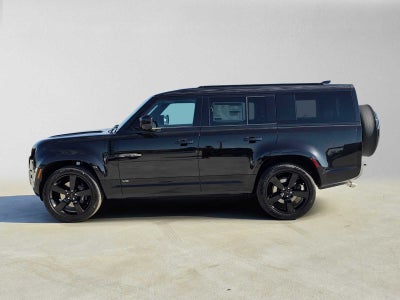 2026 Land Rover Defender V8