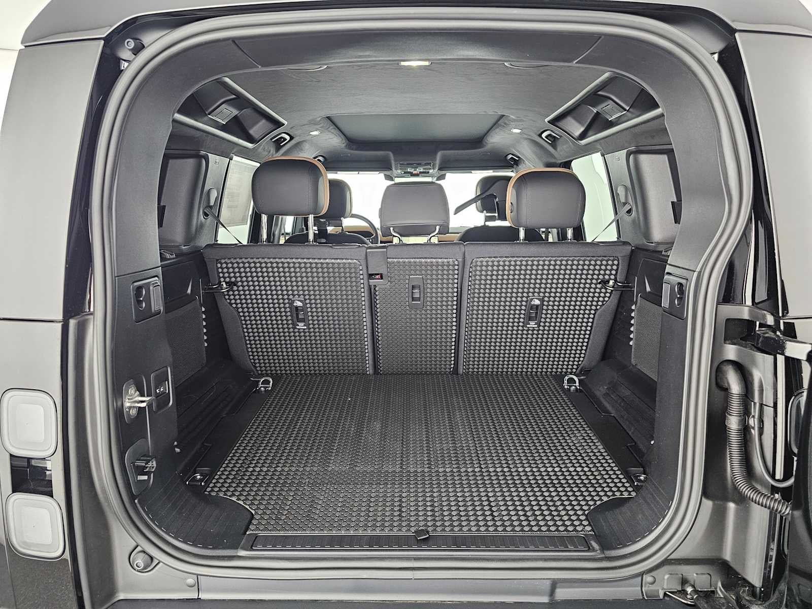 2026 Land Rover Defender X