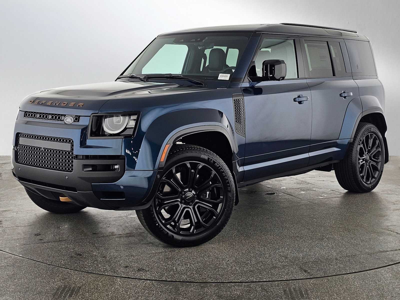 2026 Land Rover Defender OCTA