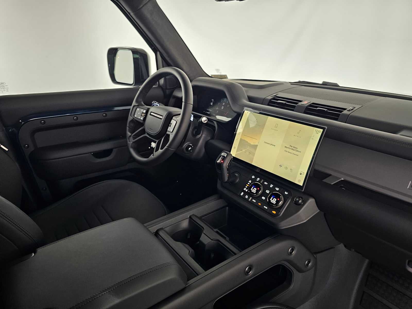2026 Land Rover Defender OCTA