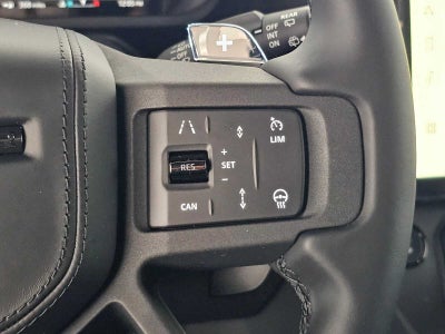 2026 Land Rover Defender OCTA