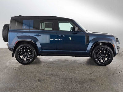 2026 Land Rover Defender OCTA