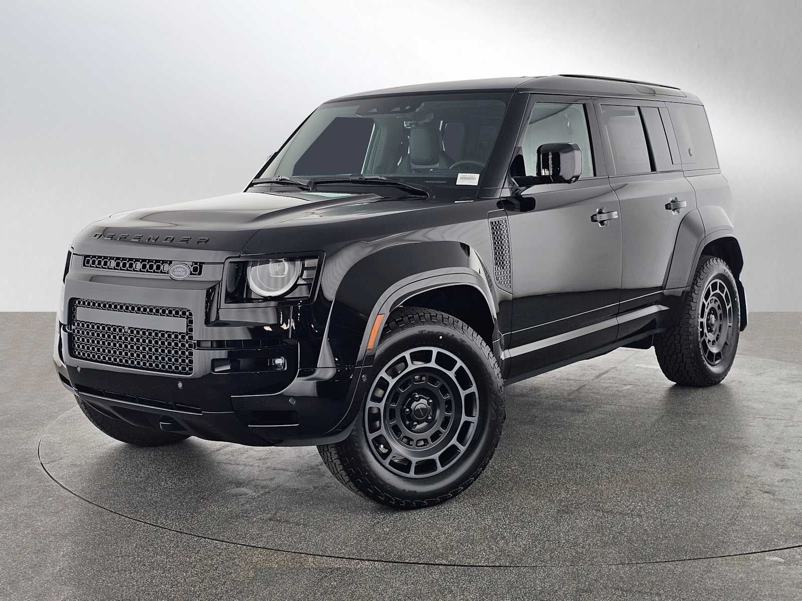 2026 Land Rover Defender OCTA Black