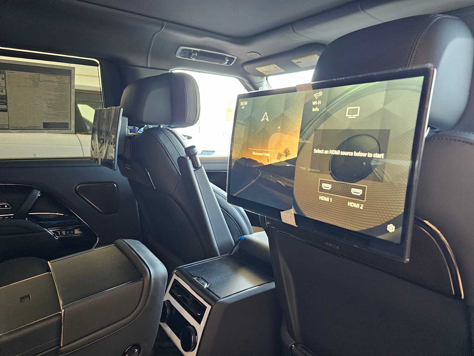 2026 Land Rover Range Rover SV Black