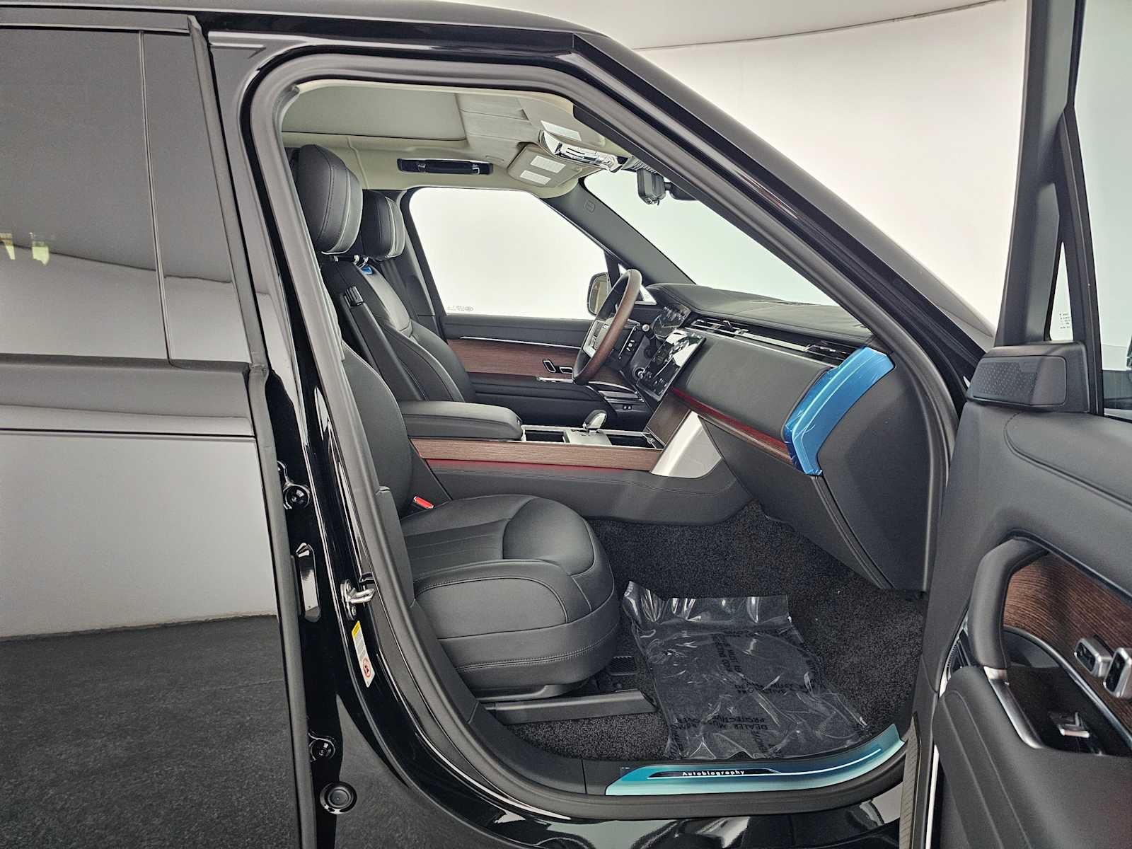 2025 Land Rover Range Rover Autobiography