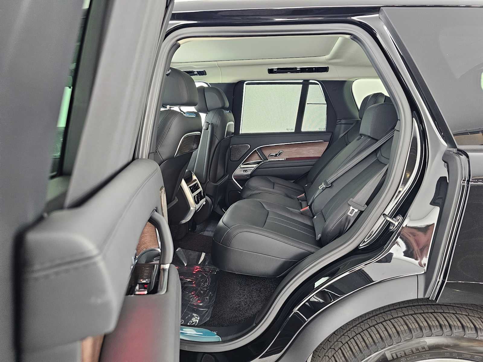 2025 Land Rover Range Rover Autobiography